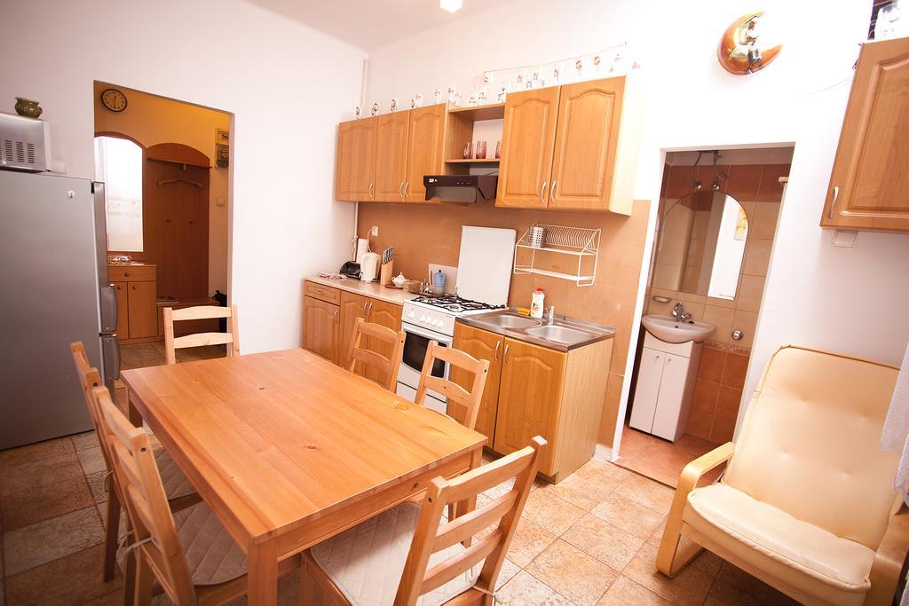 Apartamenty Kazimierz Krakow Ruang foto